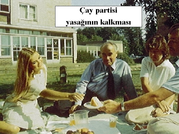 Çay partisi yasağının kalkması 