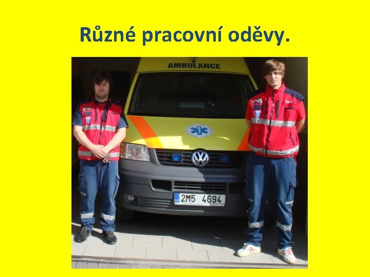 Různé pracovní oděvy. 