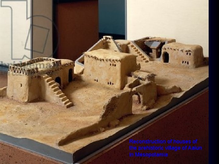 Reconstruction of houses of the prehistoric village of Aaiun in Mesopotamia 