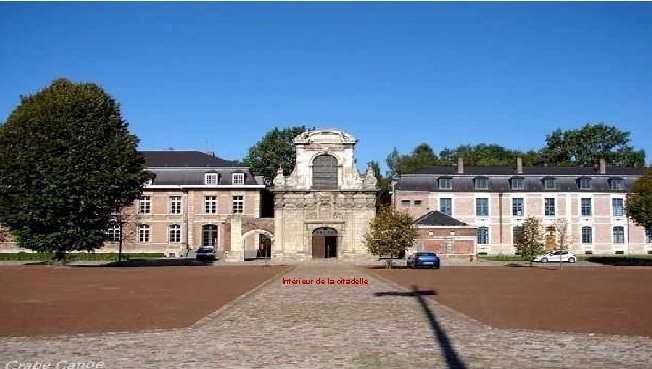 Intérieur de la citadelle 