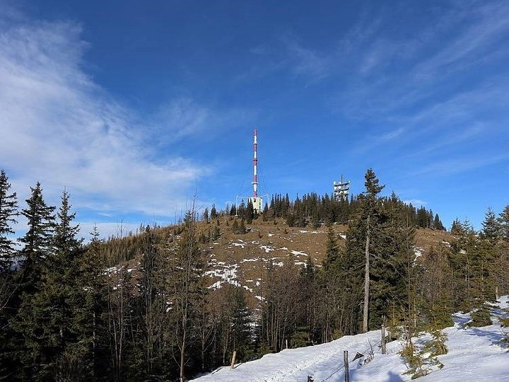 Der Sonnwendstein der mit seiner Höhe von 1523 m ü. A. eine schöne Rundsicht,