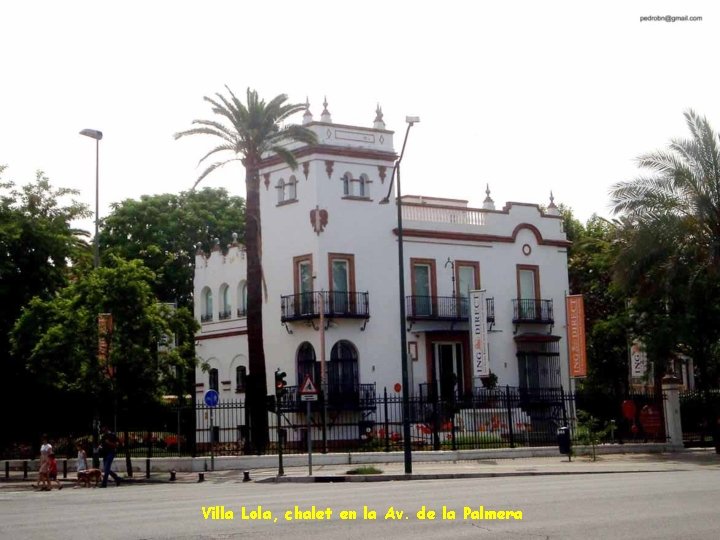 Villa Lola, chalet en la Av. de la Palmera 