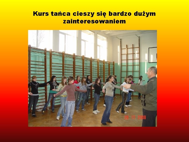 Kurs tańca cieszy się bardzo dużym zainteresowaniem 