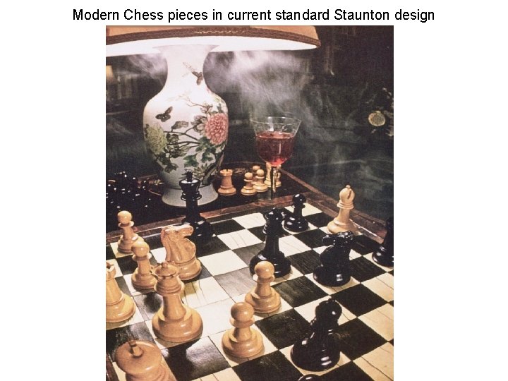 Modern Chess pieces in current standard Staunton design 