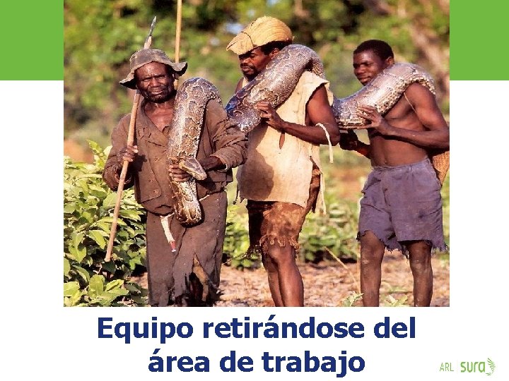 Equipo retirándose del área de trabajo ARP SURA 