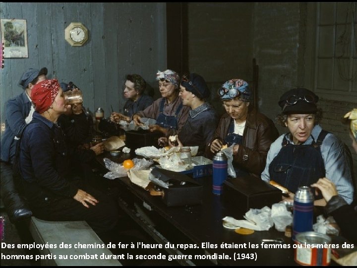 Des employées des chemins de fer à l'heure du repas. Elles étaient les femmes Des employées des chemins de fer à l'heure du repas. Elles étaient les femmes