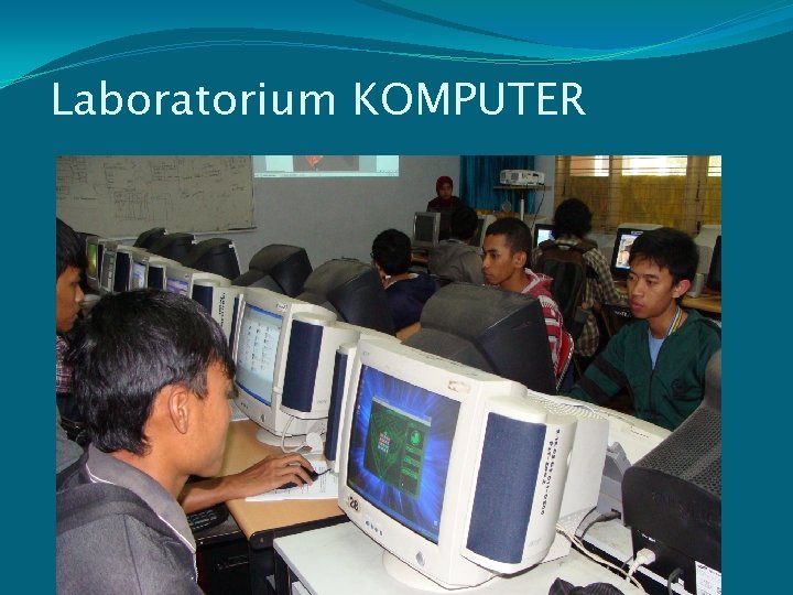 Laboratorium KOMPUTER 