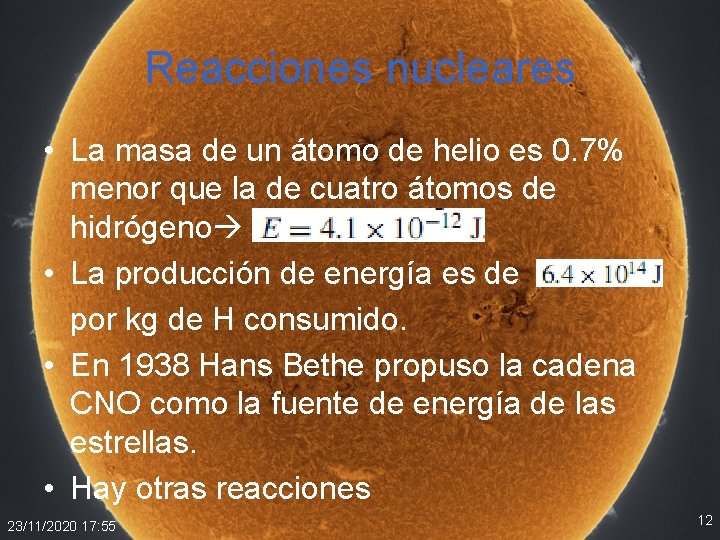 Reacciones nucleares • La masa de un átomo de helio es 0. 7% menor Reacciones nucleares • La masa de un átomo de helio es 0. 7% menor