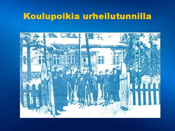 Koulupoikia urheilutunnilla 