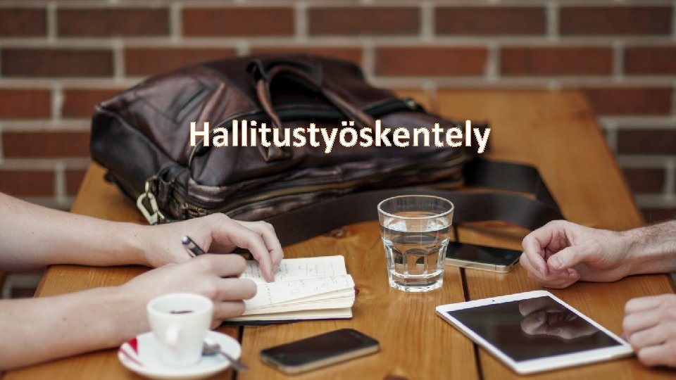 Hallitustyöskentely 