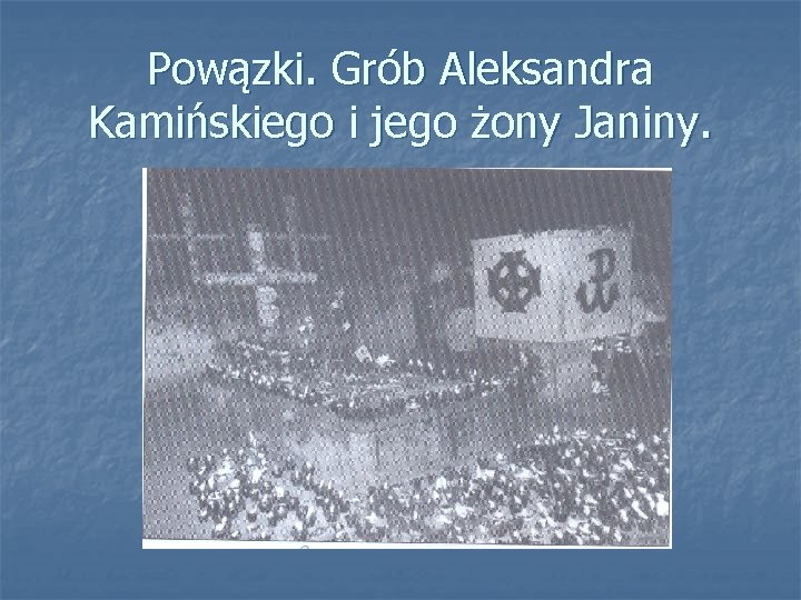 Powązki. Grób Aleksandra Kamińskiego i jego żony Janiny. 