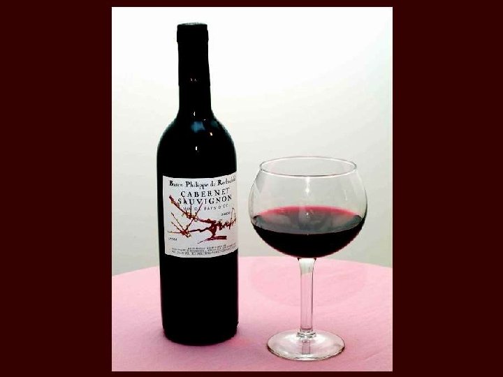 Un Ami Du Bon Vin Prsente Sur Un