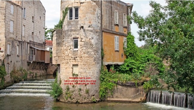 Anciens bains Juin, les premiers bains-douches niortais, construits en 1804. 