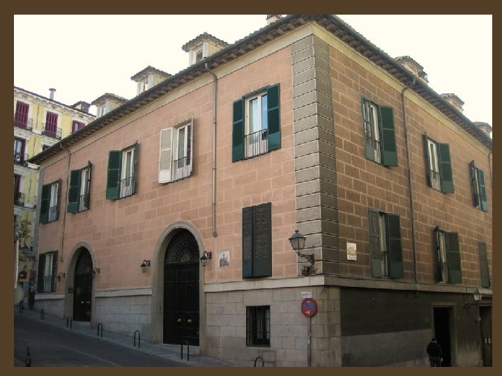 PALACIO DEL PRÍNCIPE DE ANGLONA Precisamente en esos bajos acogieron en su día los PALACIO DEL PRÍNCIPE DE ANGLONA Precisamente en esos bajos acogieron en su día los