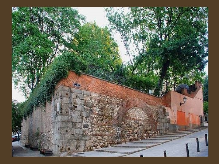  El jardín del Príncipe Anglona, junto a la casa-palacio del mismo nombre, estuvo