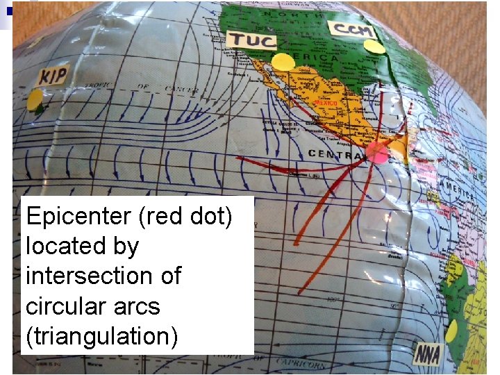 Epicenter (red dot) located by intersection of circular arcs (triangulation) Epicenter (red dot) located by intersection of circular arcs (triangulation)