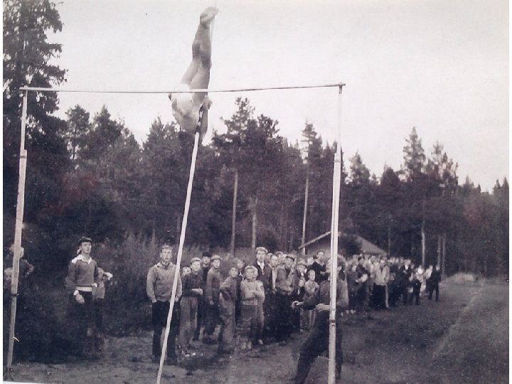 Minkä takia seiväshyppy? 29. 11. 2020 HW 3 Minkä takia seiväshyppy? 29. 11. 2020 HW 3