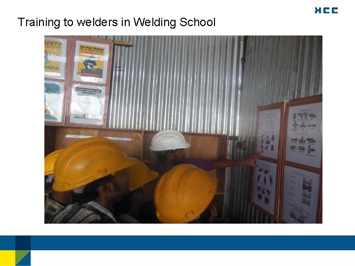 Training to welders in Welding School 