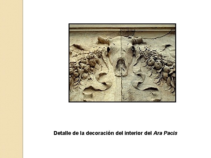 Detalle de la decoración del interior del Ara Pacis 