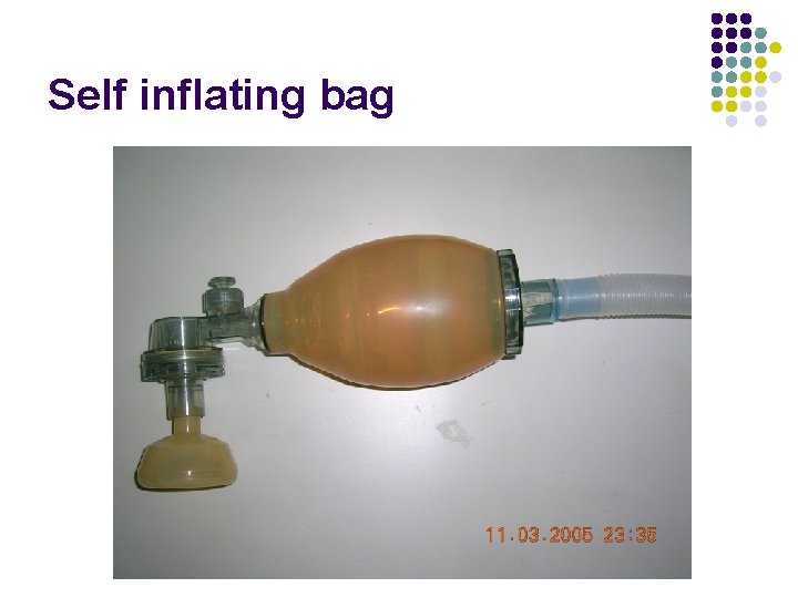 Self inflating bag 