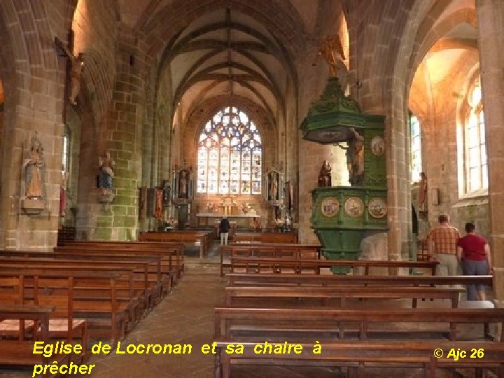 Eglise de Locronan et sa chaire à prêcher © Ajc 26 