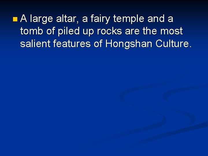 n. A large altar, a fairy temple and a tomb of piled up rocks