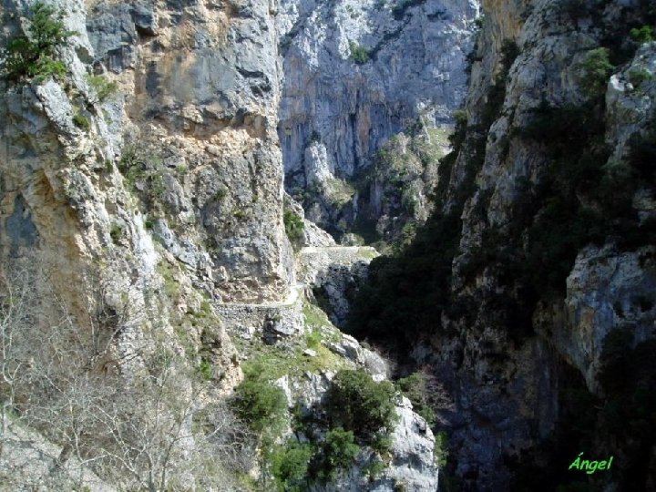 Caín es el último pueblo del municipio de Posada de Valdeón y de la