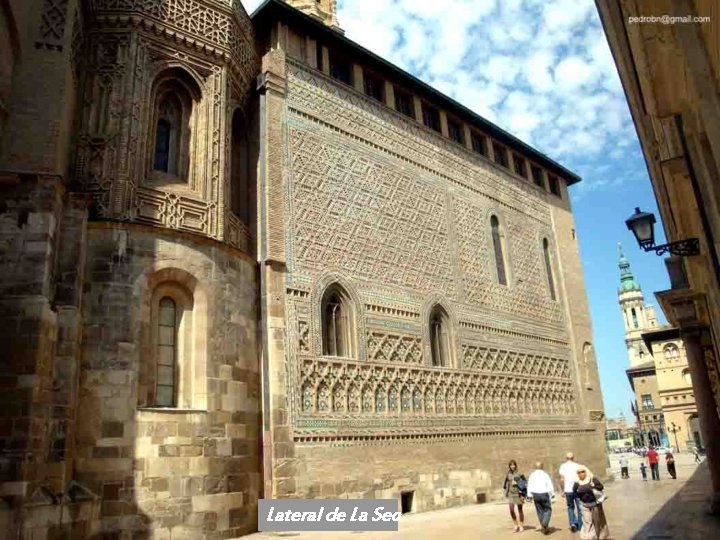 Lateral de La Seo 