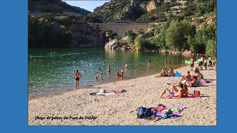 Plage de galets du Pont du Diable 