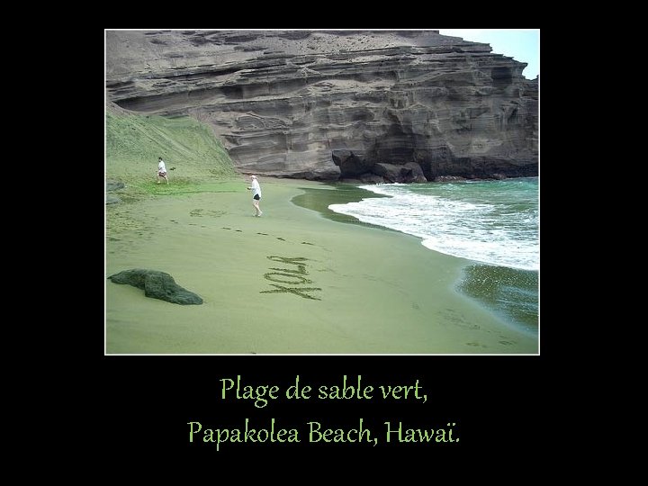 Plage de sable vert, Papakolea Beach, Hawaï. 