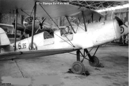 5 S – Stampe SV-4 en 1956 (ARDHAN) 