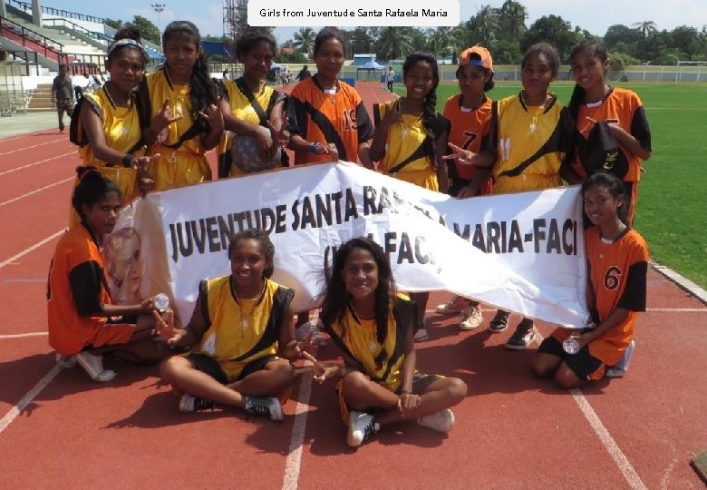 Girls from Juventude Santa Rafaela Maria 