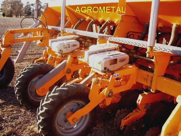 SEMBRADORA ERCA CON SIEMBRA Y FERTILIZACIÓN VARIABLE ORIPON-CONTROLAGROMETAL 48 