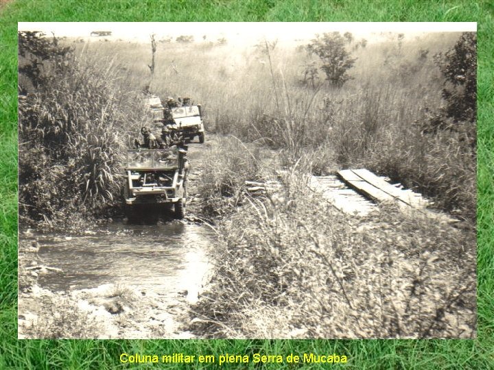 Coluna militar em plena Serra de Mucaba 