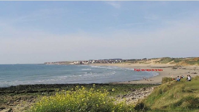 Plage sauvage de la baie 