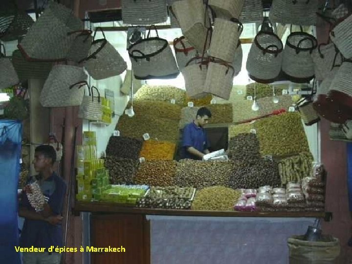 Vendeur d'épices à Marrakech 