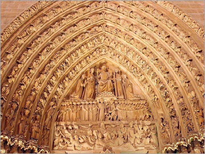 Notre Dame, como todas las iglesias medievales, estaba completamente decorada con frescos en el