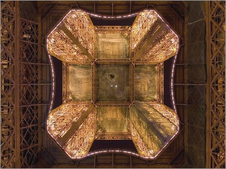 Las fuerzas están tan compensadas que su peso de 7. 300 toneladas da una