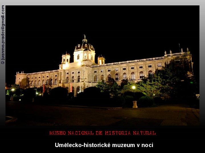 Umělecko-historické muzeum v noci 