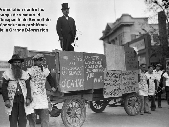 Protestation contre les camps de secours et ’incapacité de Bennett de épondre aux problèmes