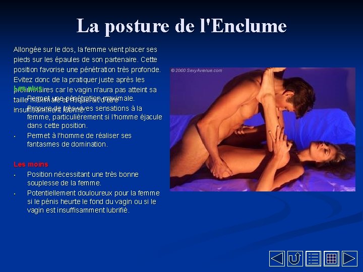 La posture de l'Enclume Allongée sur le dos, la femme vient placer ses pieds