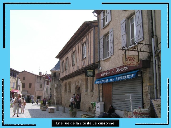 Une rue de la cité de Carcassonne 