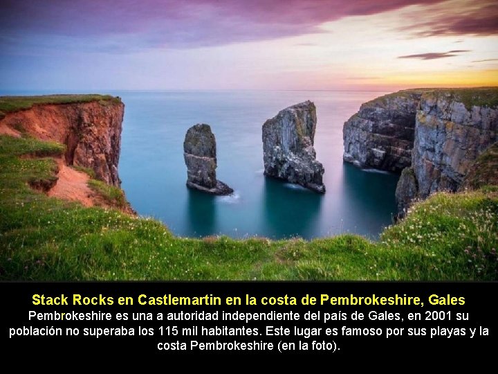 Stack Rocks en Castlemartin en la costa de Pembrokeshire, Gales Pembrokeshire es una a
