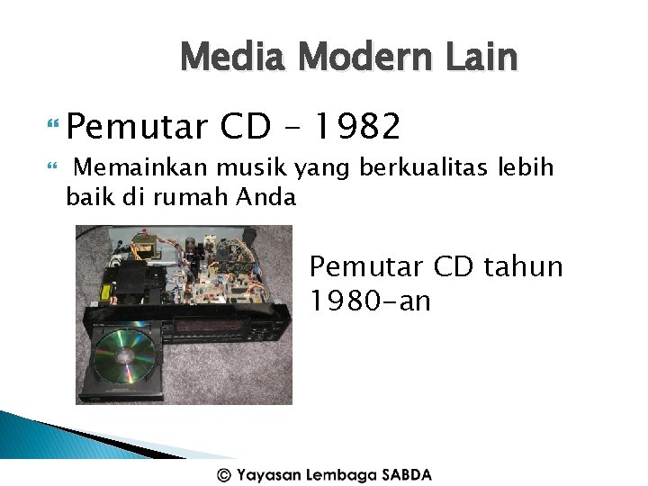 Media Modern Lain Pemutar CD – 1982 Memainkan musik yang berkualitas lebih baik di