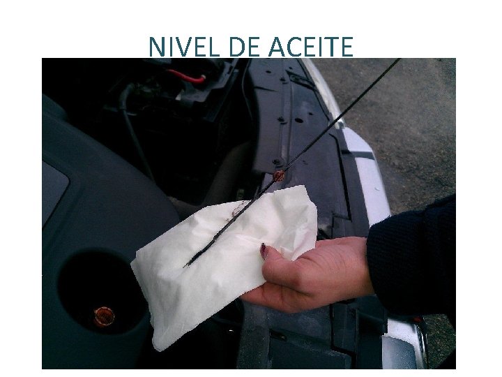 NIVEL DE ACEITE 