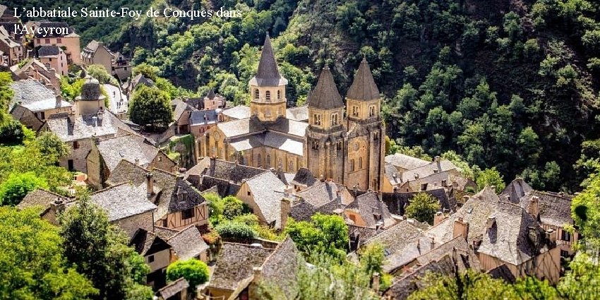 L’abbatiale Sainte-Foy de Conques dans l'Aveyron 