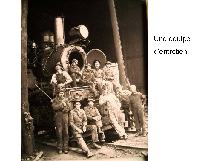 Une équipe d’entretien. 