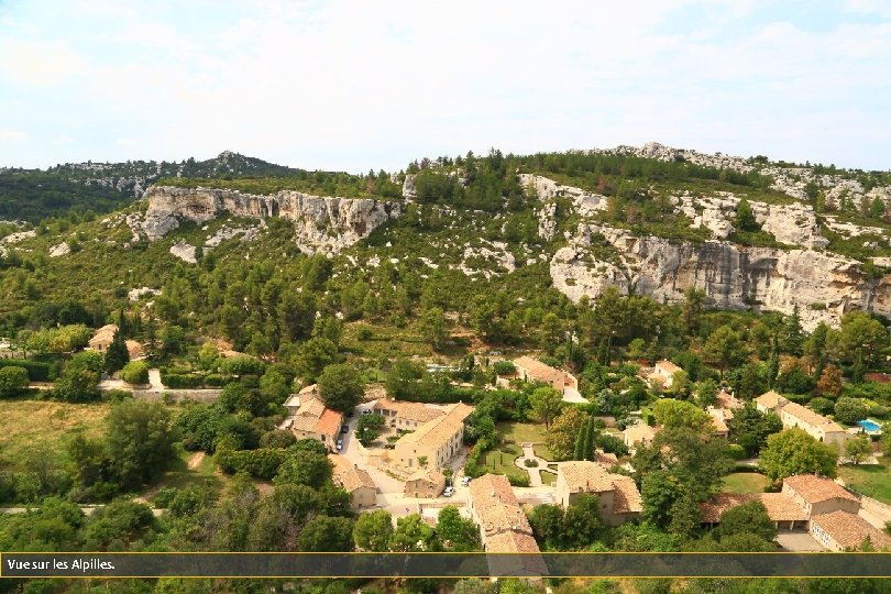 Vue sur les Alpilles. 