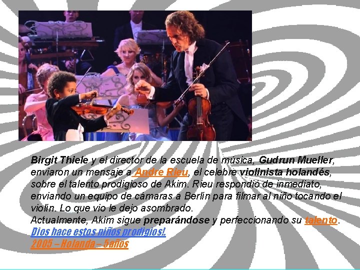 Birgit Thiele y el director de la escuela de música, Gudrun Mueller, enviaron un Birgit Thiele y el director de la escuela de música, Gudrun Mueller, enviaron un