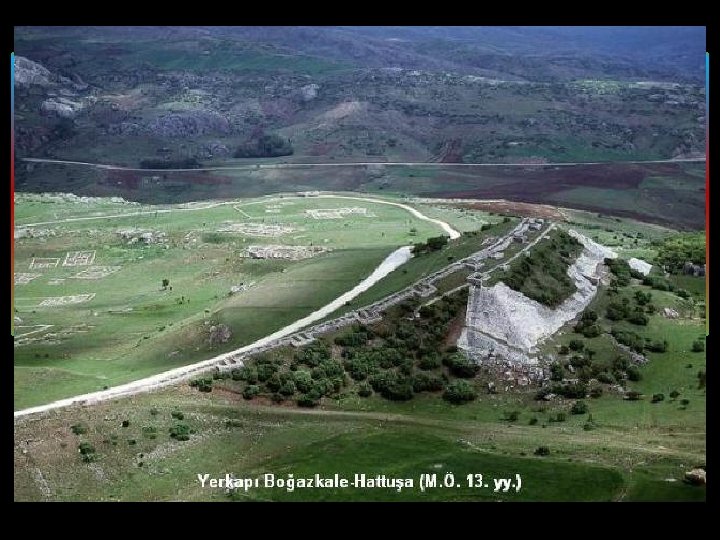 HİTİTLER (MÖ. 1700 - MÖ. 700): Hititler, MÖ 2000 yılı başlarında Kafkaslardan Orta Anadolu’ya